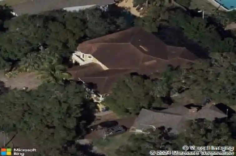 911 jungle ave n, saint petersburg,  FL 33710