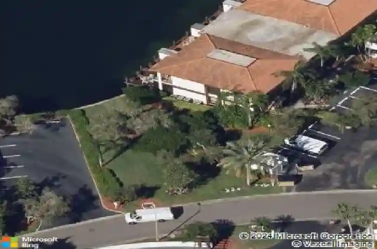 6294 bahia del mar cir #103, saint petersburg,  FL 33715