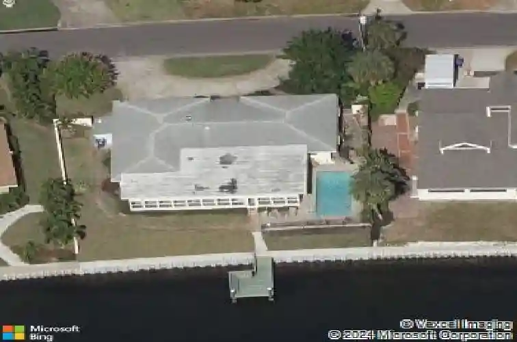 1124 35th ave ne, saint petersburg,  FL 33704