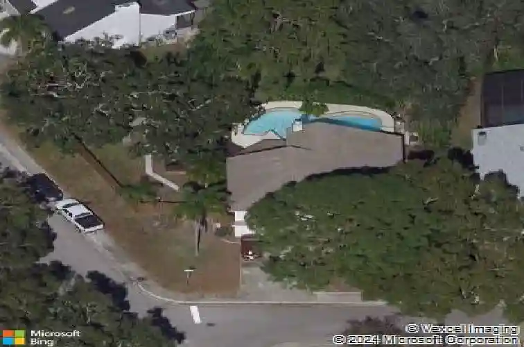 14323 83rd pl, seminole,  FL 33776