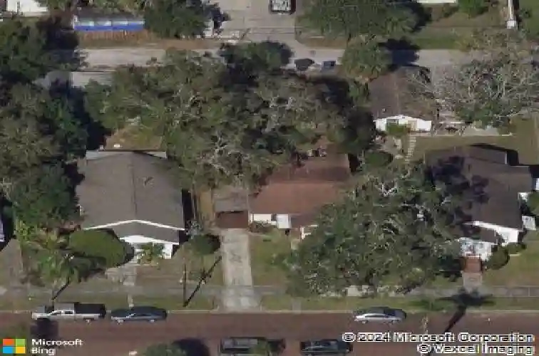 711 19th ave s, saint petersburg,  FL 33705