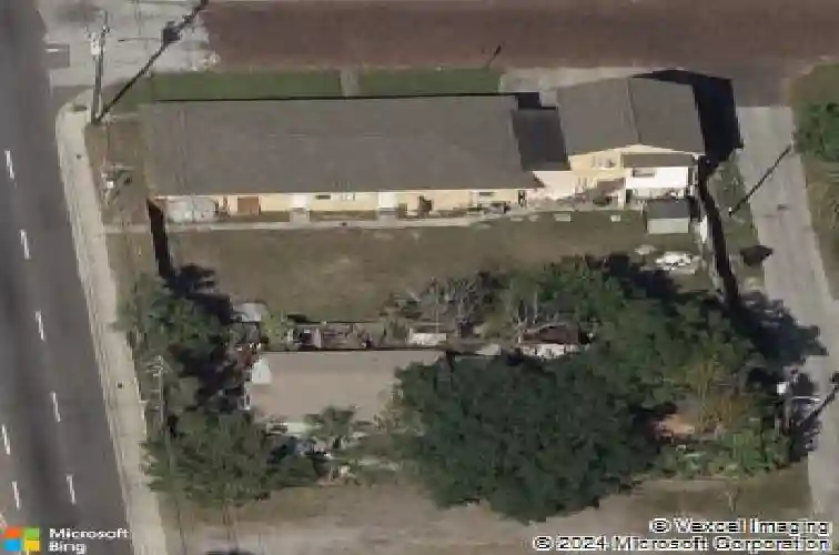 2006 dr martin luther king jr st s, saint petersburg,  FL 33705