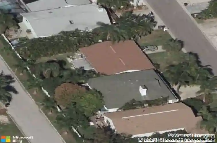 17734 1st st e, redington shores,  FL 33708