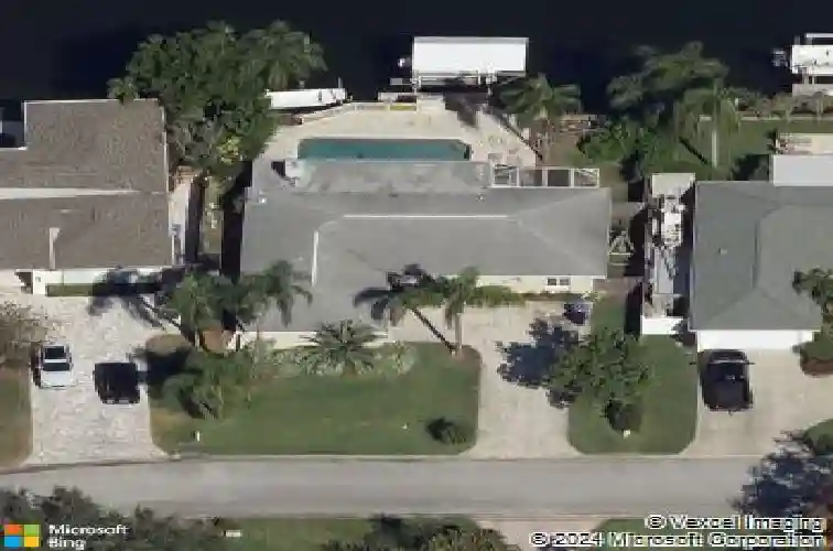 1963 tanglewood dr ne, saint petersburg,  FL 33702