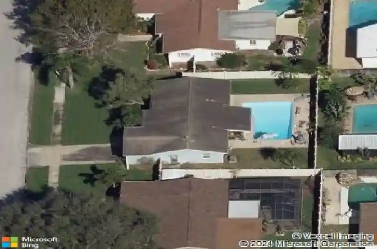 5925 18th st ne, saint petersburg,  FL 33703