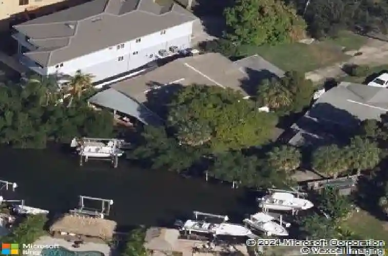 1811 bayou grande blvd ne, saint petersburg,  FL 33703