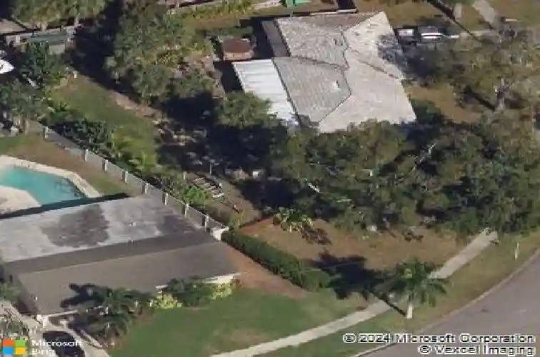 1805 bayou grande blvd ne, saint petersburg,  FL 33703