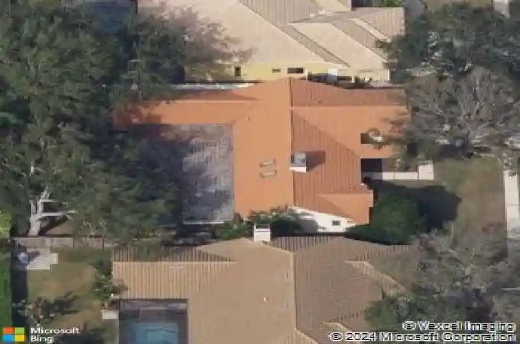 2392 hillcreek cir e, clearwater,  FL 33759