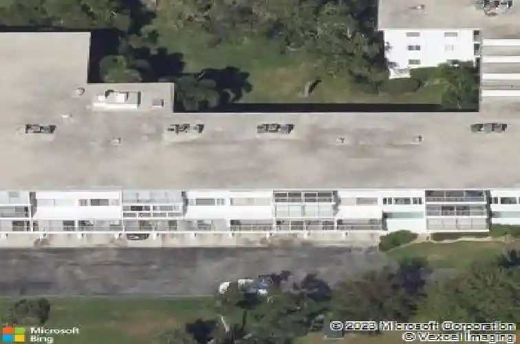 50 harbor view ln #11
                                ,Unit Apt 11, belleair bluffs,  FL 33770