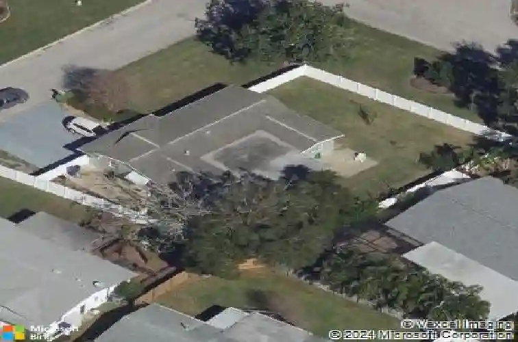 11602 grove st, seminole,  FL 33772