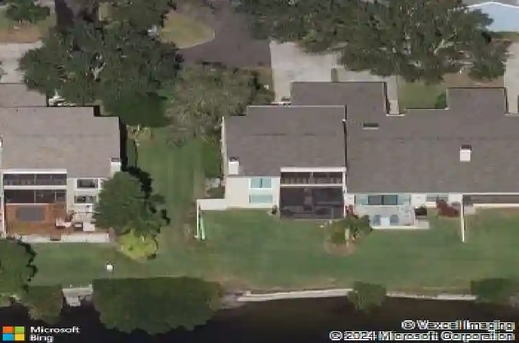 1052 sanabel ct ne, saint petersburg,  FL 33702