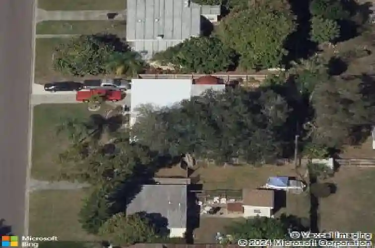 6535 10th st n, saint petersburg,  FL 33702