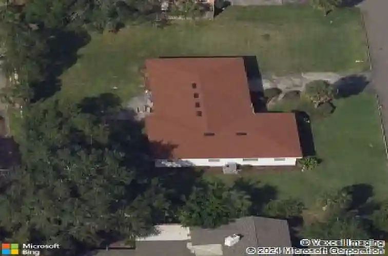 2711 queen st s, saint petersburg,  FL 33712