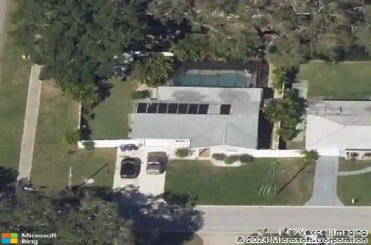 1991 sierra cir s, largo,  FL 33770