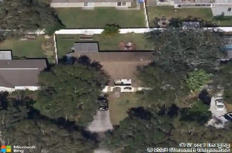 140 meadowlark dr, safety harbor,  FL 34695