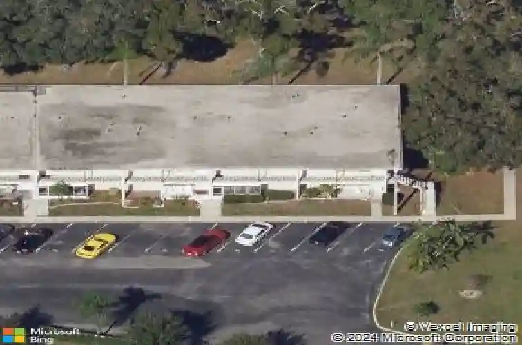 5593 40th avenue n
                                ,Unit 418, kenneth city,  FL 33709