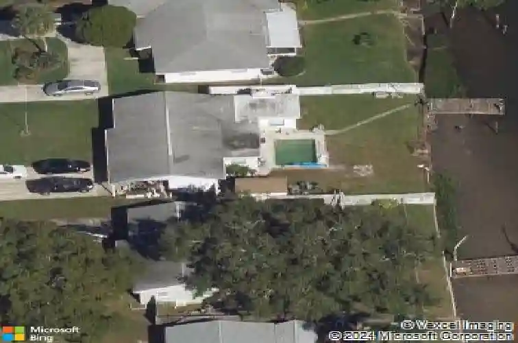 4623 carson st ne, saint petersburg,  FL 33703