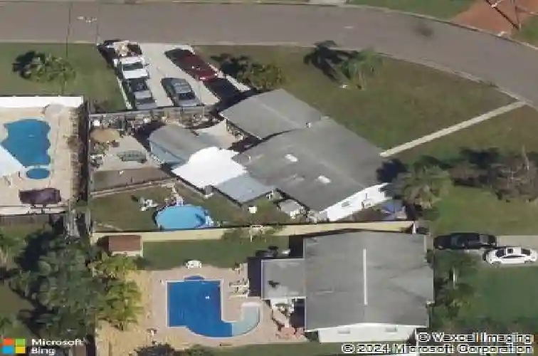 4680 carson st ne, saint petersburg,  FL 33703