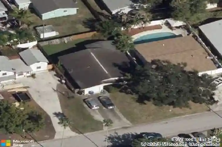 1759 massachusetts ave ne, saint petersburg,  FL 33703