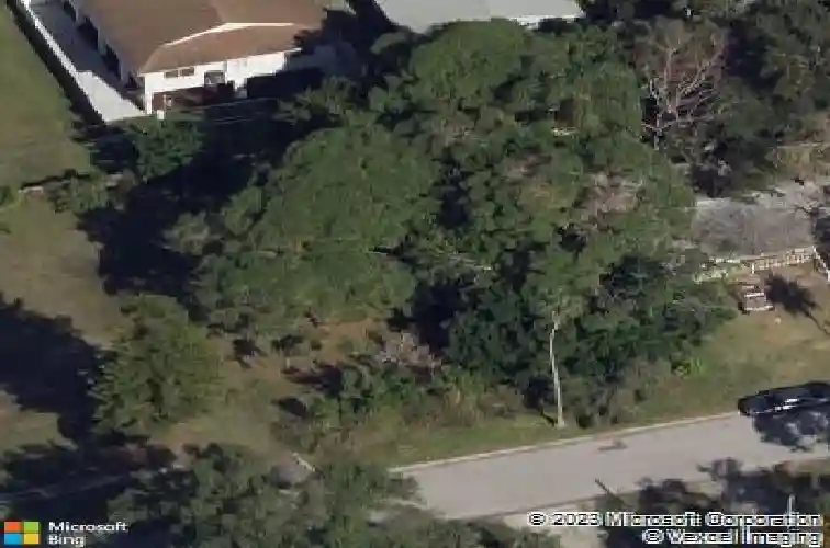 1725 massachusetts ave ne, saint petersburg,  FL 33703