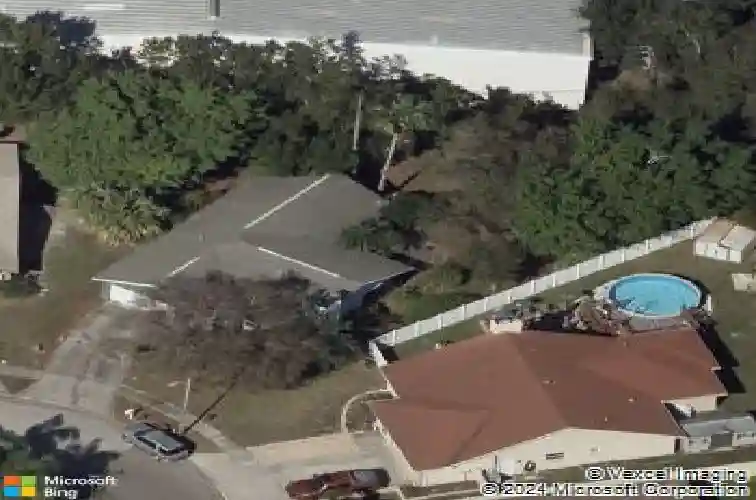 12195 71st way, largo,  FL 33773