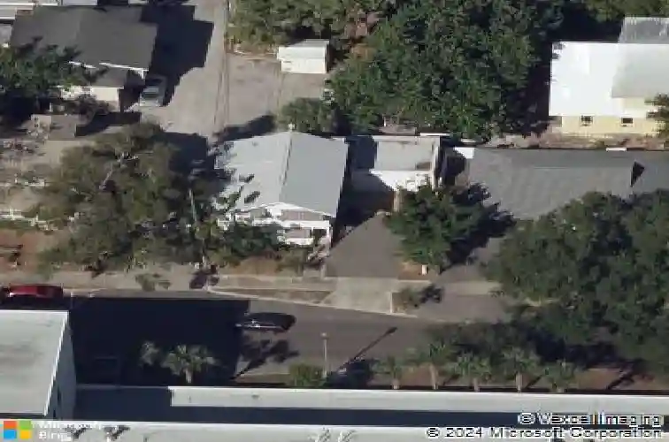 1043 7th ave n, saint petersburg,  FL 33705