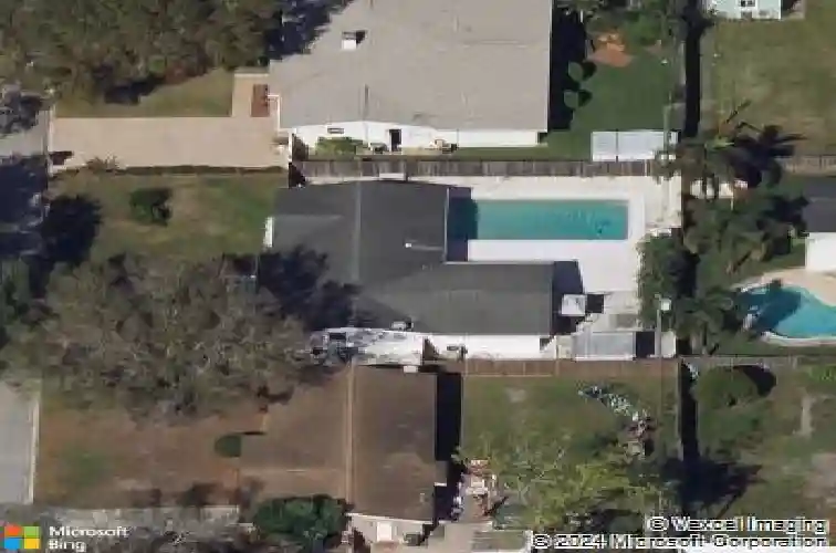 2833 56th ln n, saint petersburg,  FL 33710