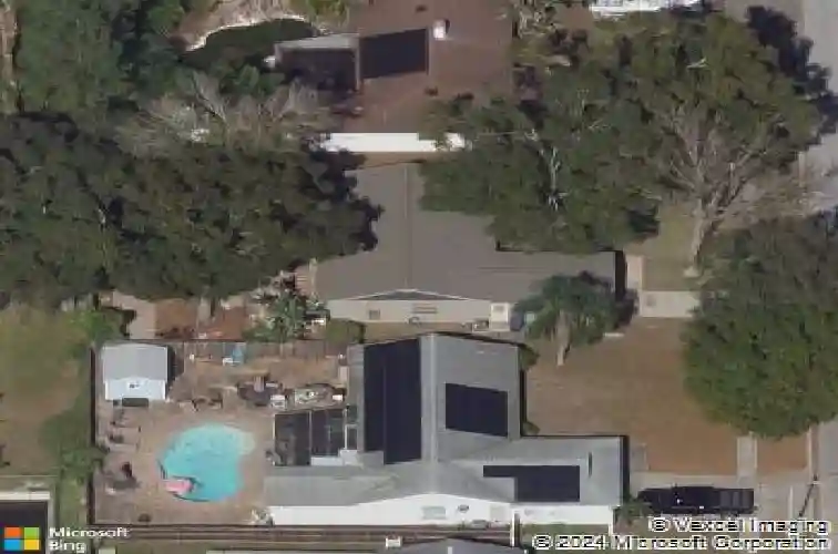 12418 84th way, largo,  FL 33773