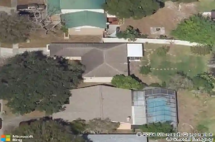 12387 84th way, largo,  FL 33773