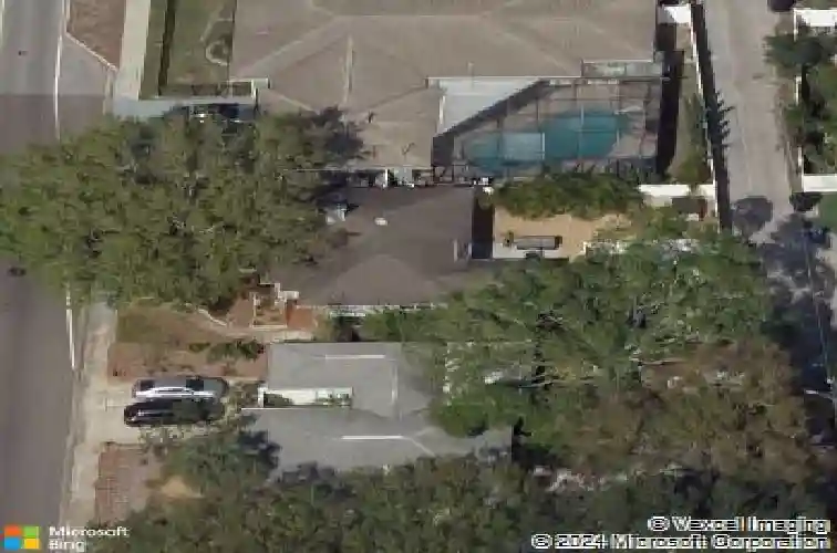 2925 1st st ne, saint petersburg,  FL 33704