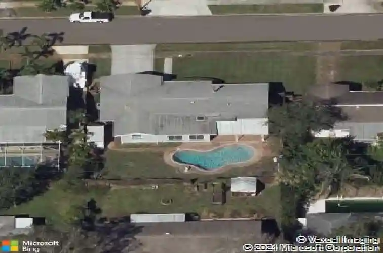 5874 27th ter n, saint petersburg,  FL 33710