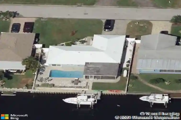 120 97th ave ne, saint petersburg,  FL 33702