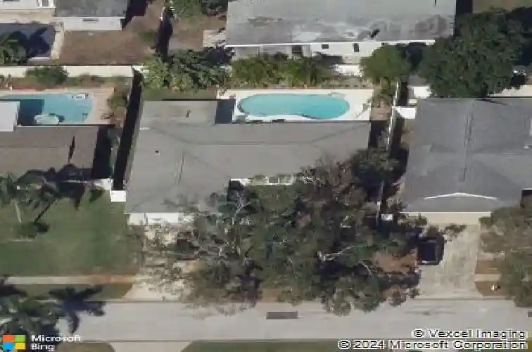 13205 88th ave, seminole,  FL 33776