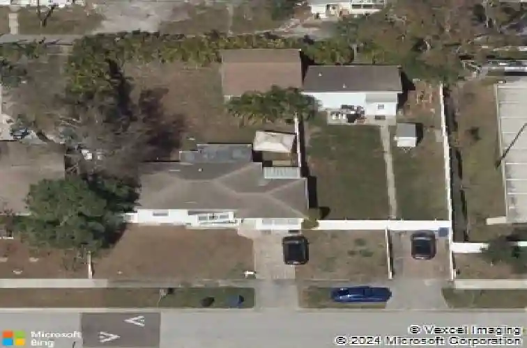 433 86th ave n, saint petersburg,  FL 33702