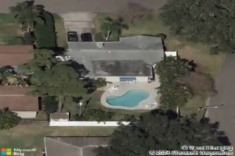 336 87th ave ne, saint petersburg,  FL 33702