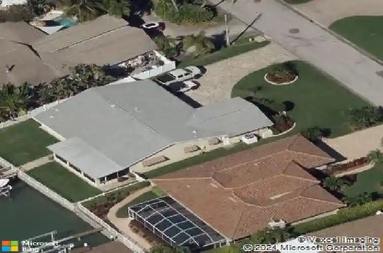 7874 9th ave s, saint petersburg,  FL 33707