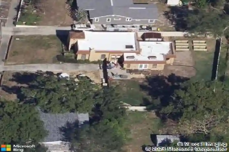 2037 broadway, clearwater,  FL 33755