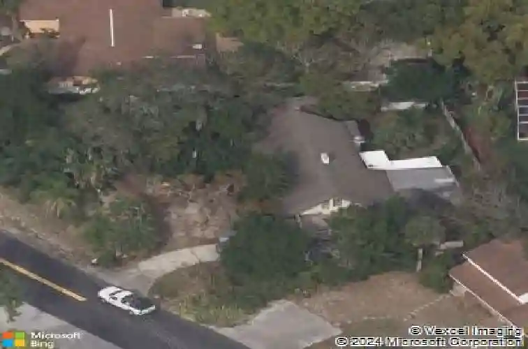 1300 riverside dr, tarpon springs,  FL 34689