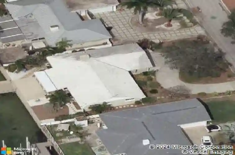 2599 w bay isle dr se, saint petersburg,  FL 33705