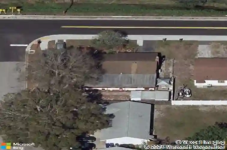 8350 94th ave, seminole,  FL 33777