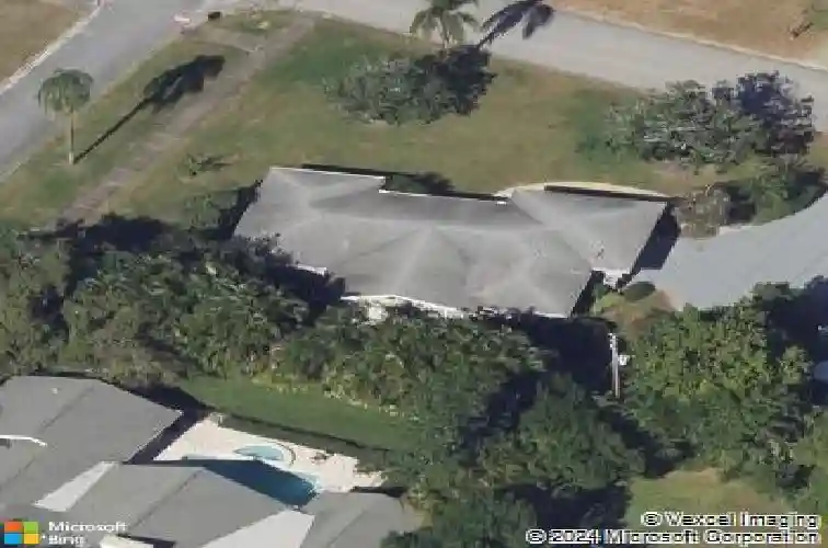 501 poinsettia rd, belleair,  FL 33756