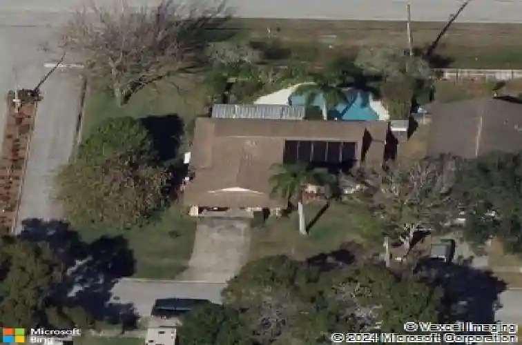 7853 sundown dr, saint petersburg,  FL 33709