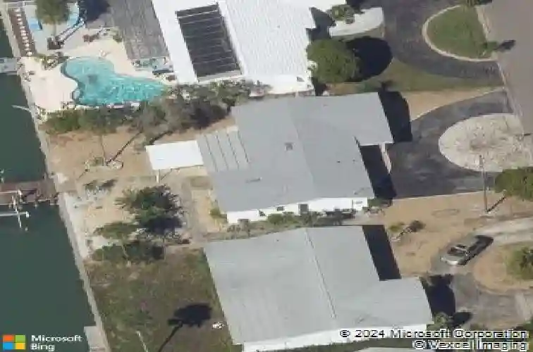 6452 1st palm pt, st pete beach,  FL 33706