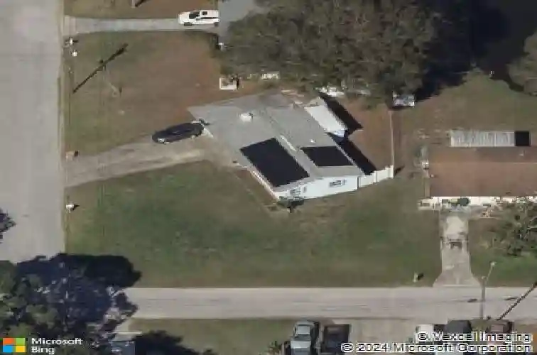 5833 mckee lake dr n, saint petersburg,  FL 33709