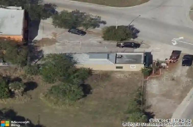 3007 6th st s, saint petersburg,  FL 33705