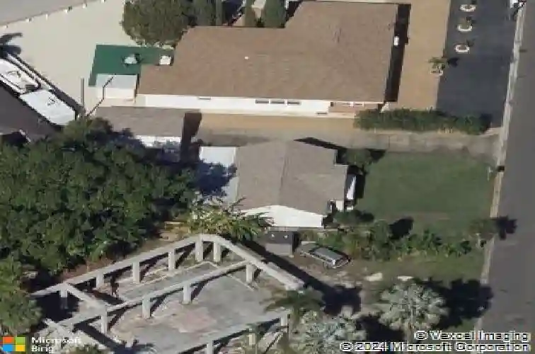 7110 bay st, st pete beach,  FL 33706