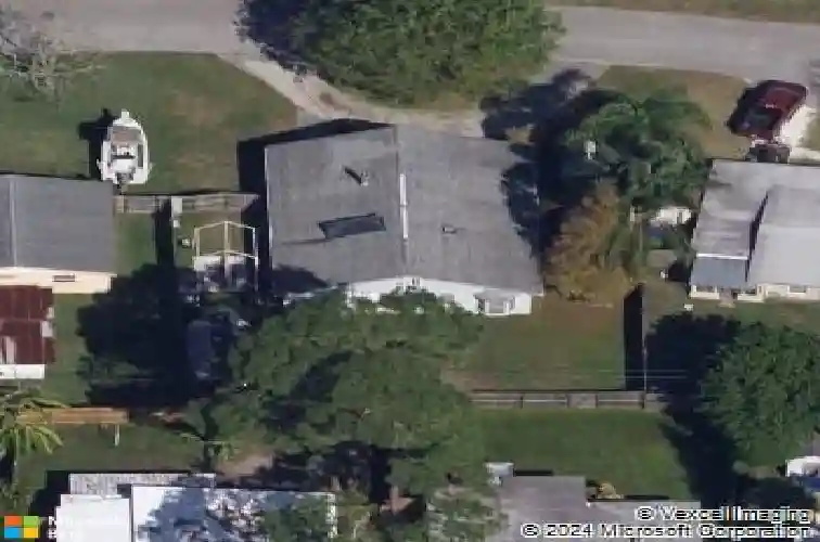 1913 lakewood dr, clearwater,  FL 33763