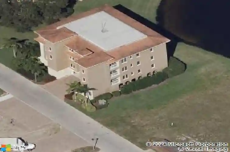 43 bayview ct s #a
                                ,Unit Unit A, saint petersburg,  FL 33711