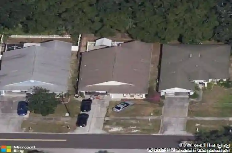 455 dixie hwy, tarpon springs,  FL 34689