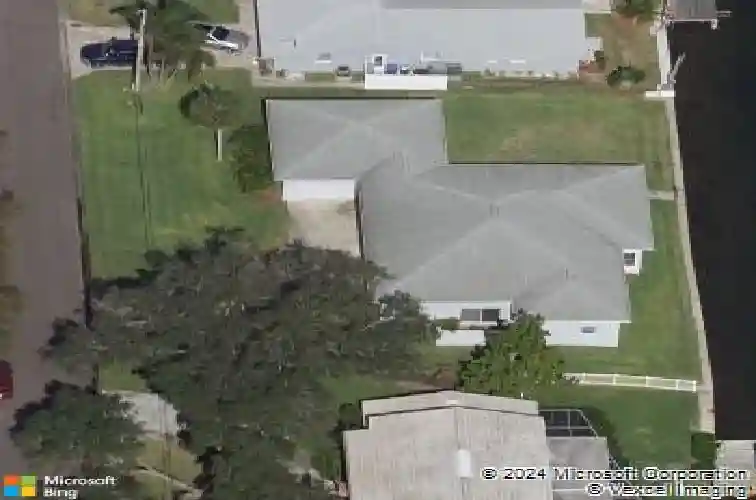 4091 13th way ne, saint petersburg,  FL 33703